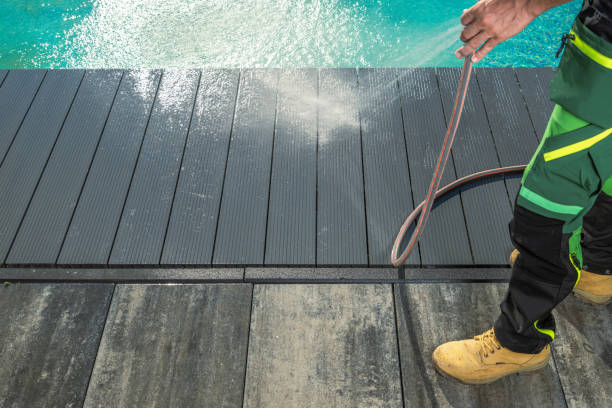 Why Choose Our Certified Pressure Washing Experts for Your Project Needs in Zolfo Springs, FL?